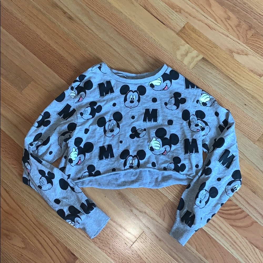 NEW H&M DISNEY MICKEY MOUSE LONG SLEEVE CROP TOP